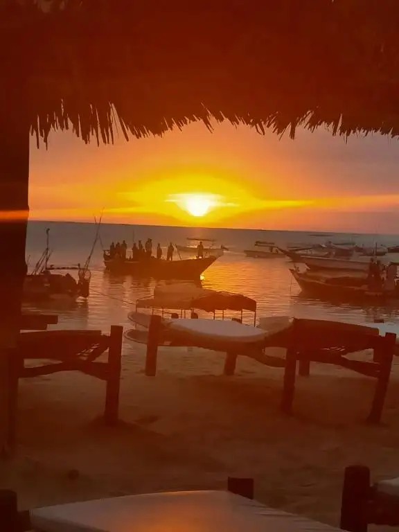 MANO KENDWA BEACH