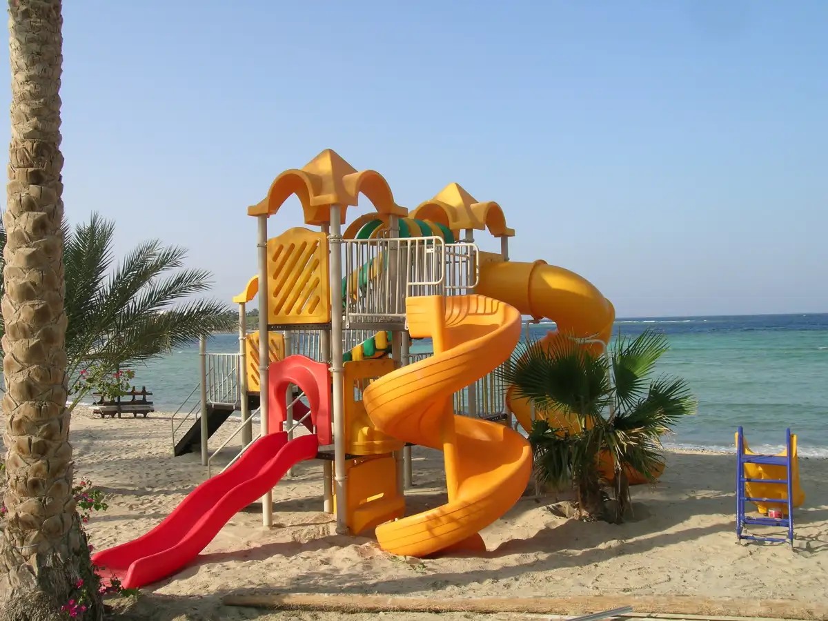 ROYAL BRAYKA BEACH RESORT