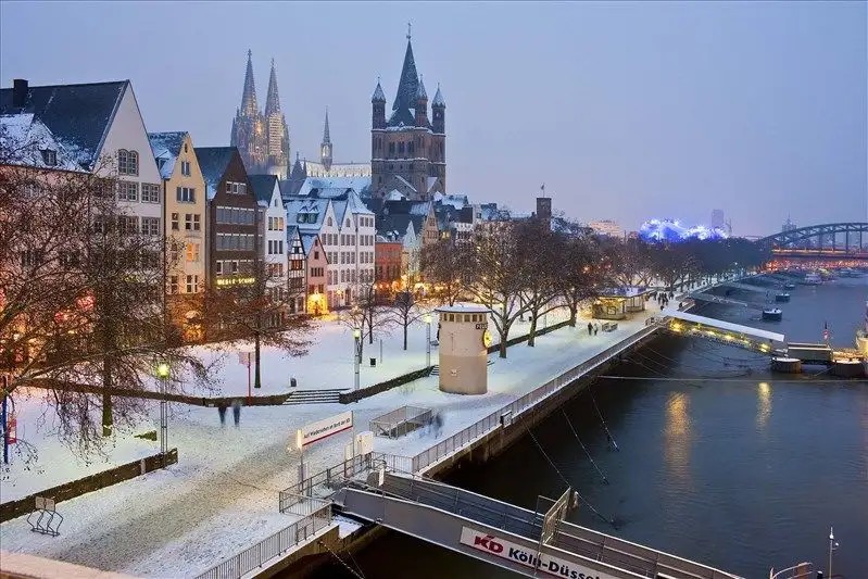 AZIMUT HOTEL COLOGNE CITY CENTER