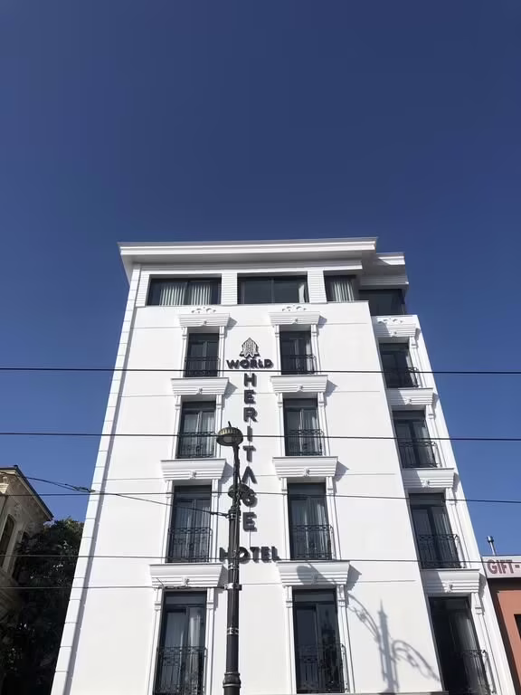WORLD HARITAGE CENTER HOTEL