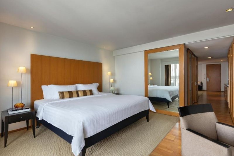 tower club suite river view