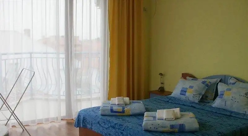 AQUAMARINE APT OBZOR