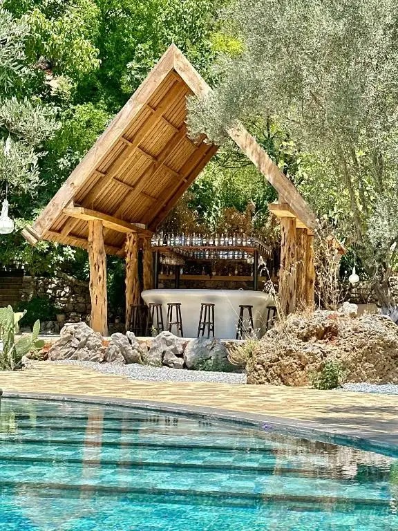 PURE LIFE GOCEK BOUTIQUE