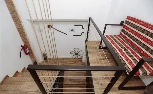 BARATASHVILI 12 HOTEL