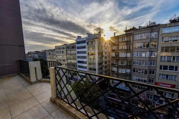 ROYAL PALACE SISLI