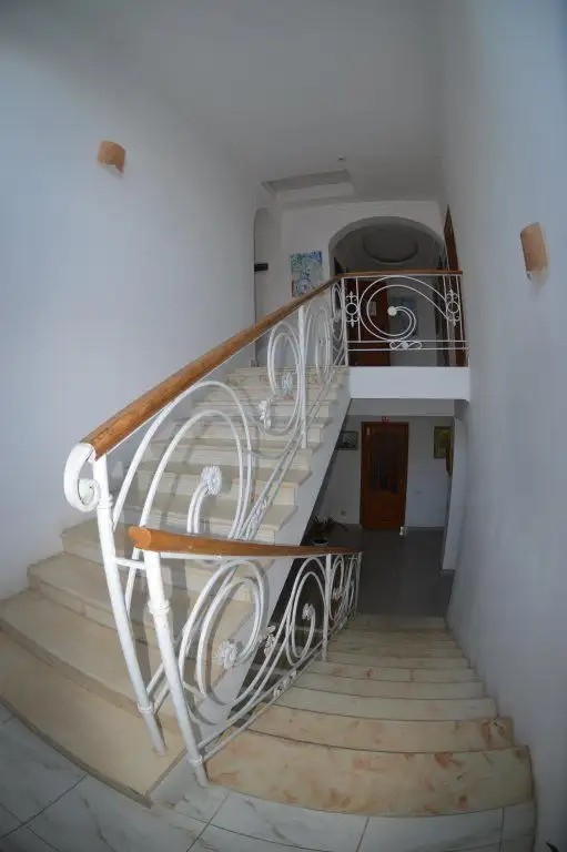 ВИКТОРИ