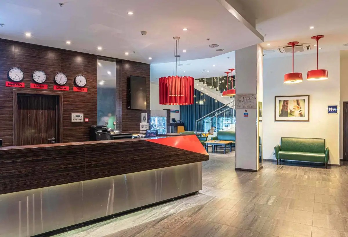 COSMOS YAROSLAVL (EX. PARK INN BY RADISSON)