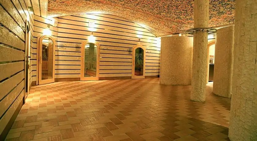 MAXI PARK HOTEL & SPA