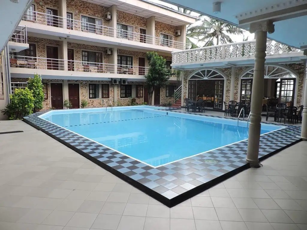 OASIS BEACH RESORT