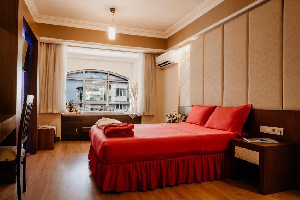 TAC PREMIER HOTEL & SPA