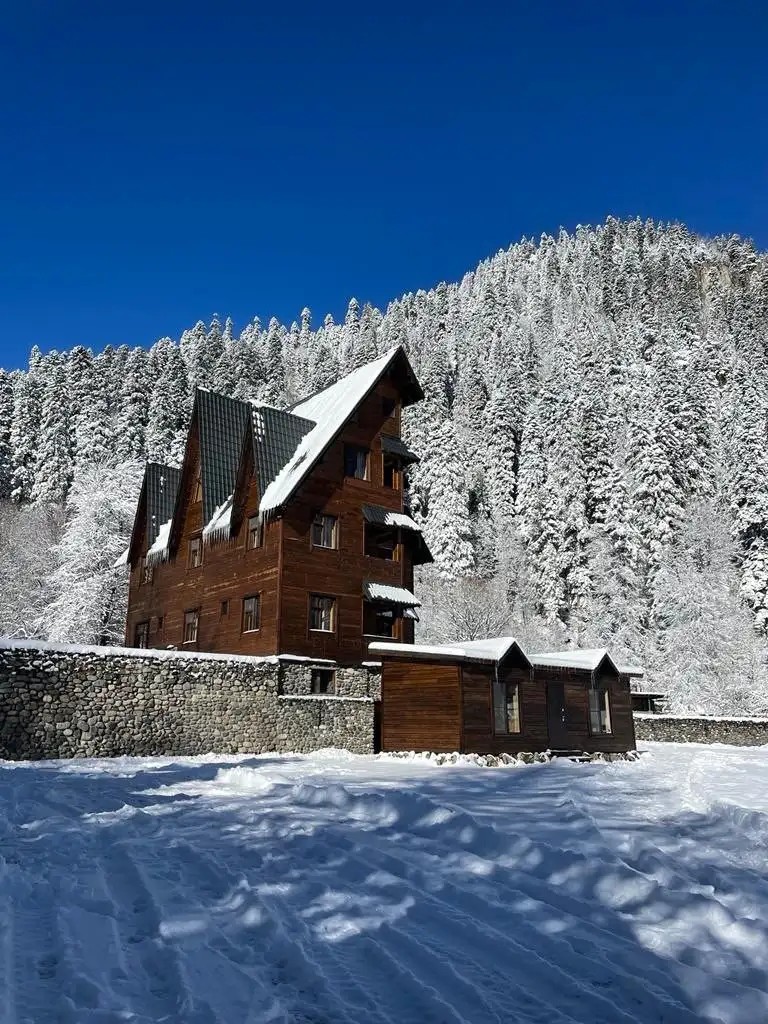 СОЛНЕЧНАЯ ДОЛИНА ДОМБАЙ