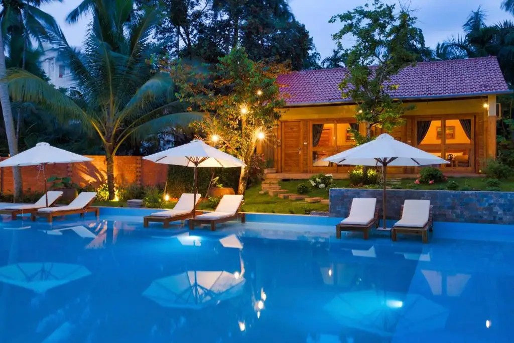 AZURA RESORT