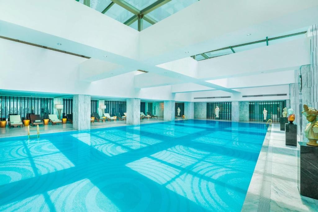 THE ST. REGIS SHANGHAI JINGAN