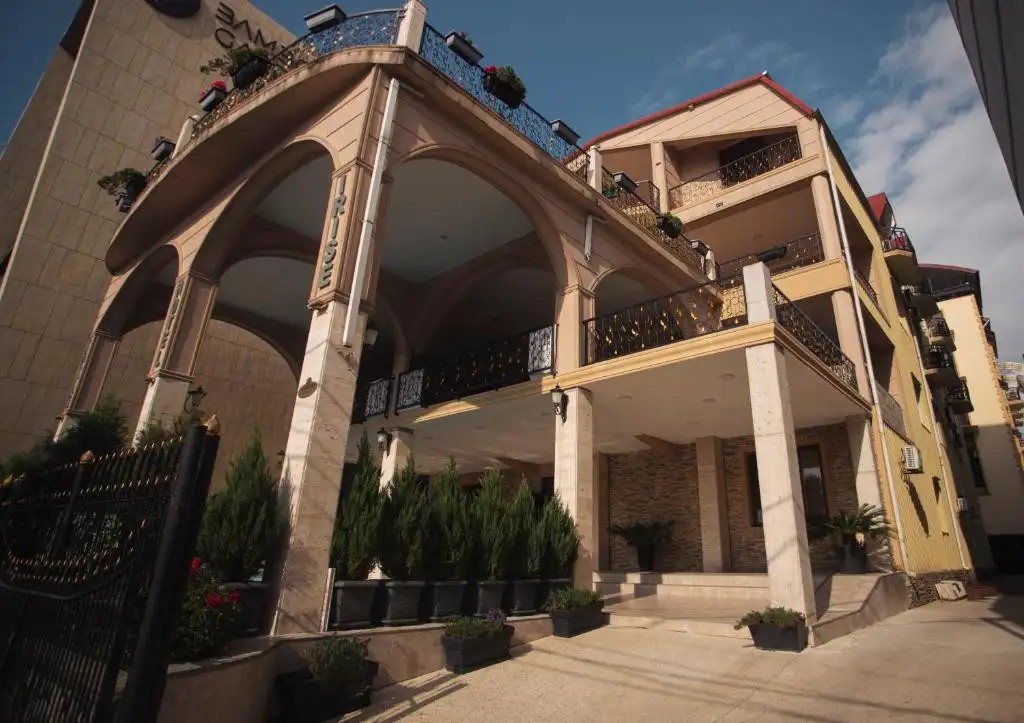 IRISE HOTEL KOBULETI