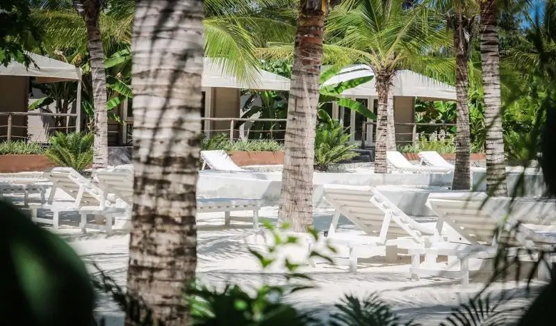 LA LUNA SUITE APARTMENTS