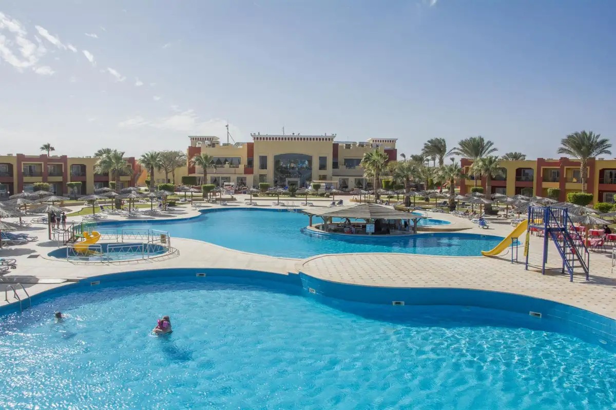 CASA BLUE BEACH RESORT (EX. MAGIC TULIP)