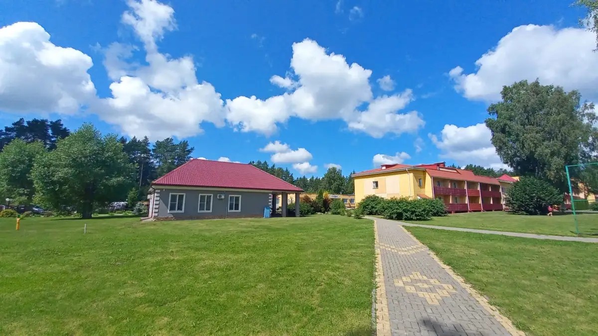 ЛЕСНЫЕ ОЗЕРА