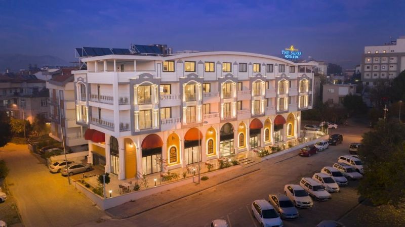THE SANSA HOTEL & SPA