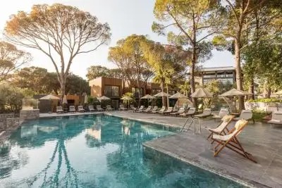 UNIQUE LIFE STYLE HOTEL