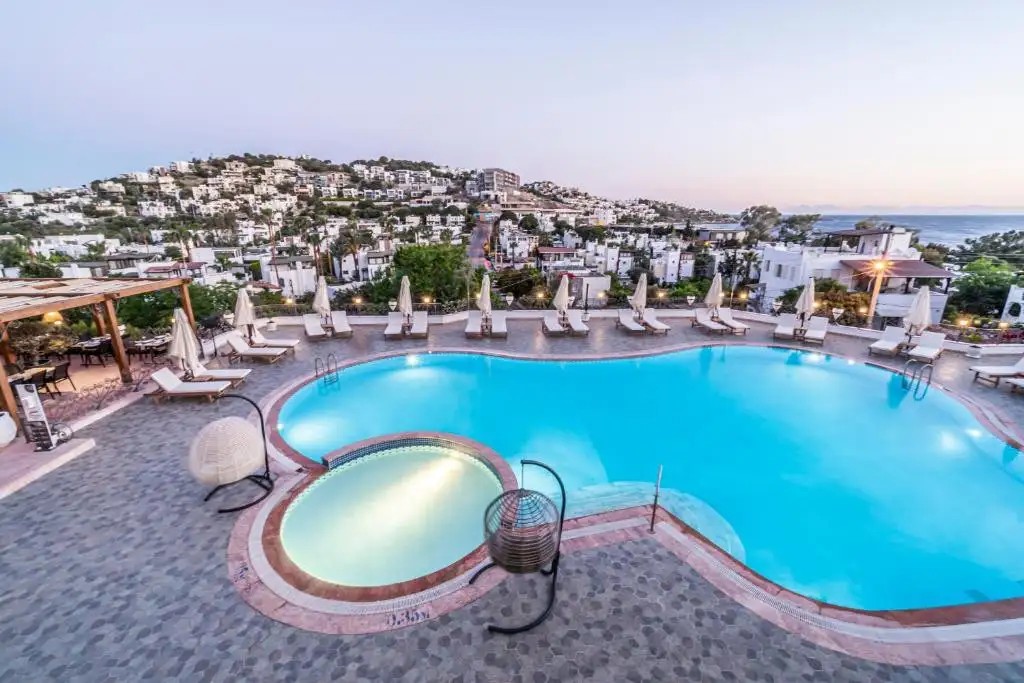 ELEMENTA BOUTIQUE HOTEL ADULTS ONLY 12+