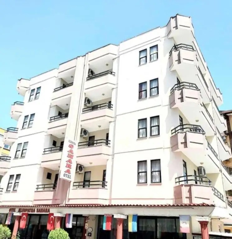 KLEOPATRA SAHARA HOTEL