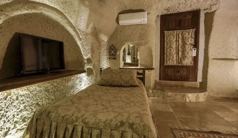 HIDDEN CAVE