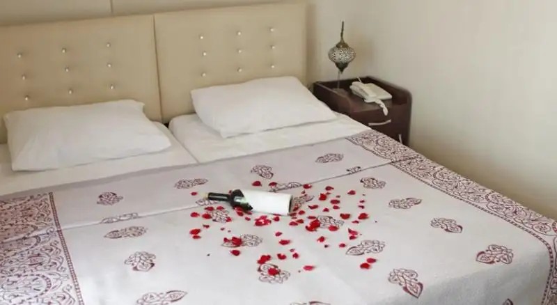BEST PIRAN HOTEL