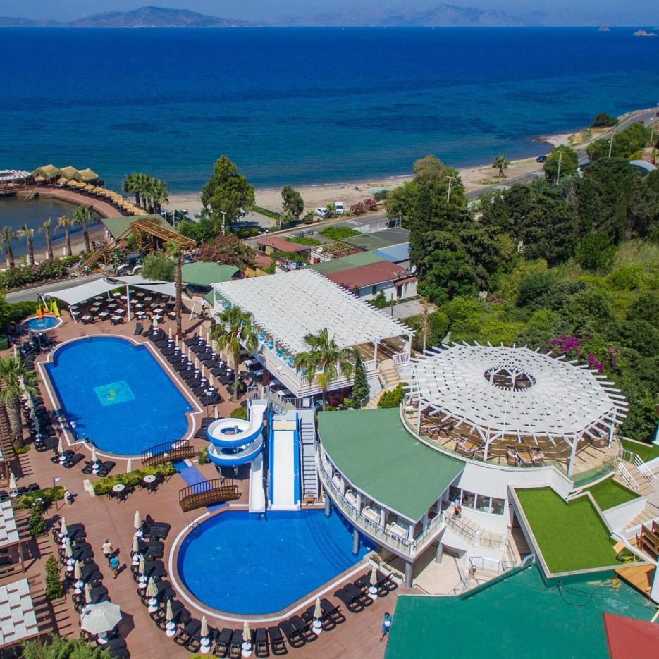GOLDEN BEACH RESORT & SPA