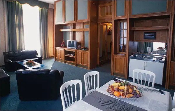 CIVIS GRAND HOTEL ARANYBIKA