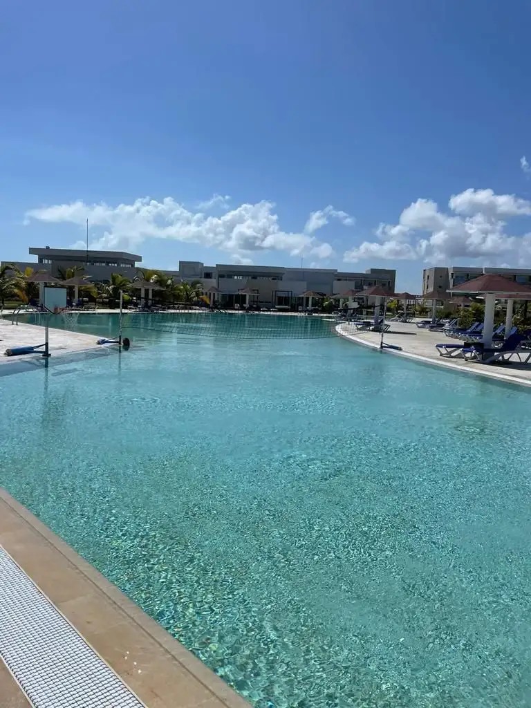 WOOVO PLAYA HERMOSA CAYO PAREDON RESORT (EX. PLAYA HERMOSA CAYO PAREDN GRANDE)
