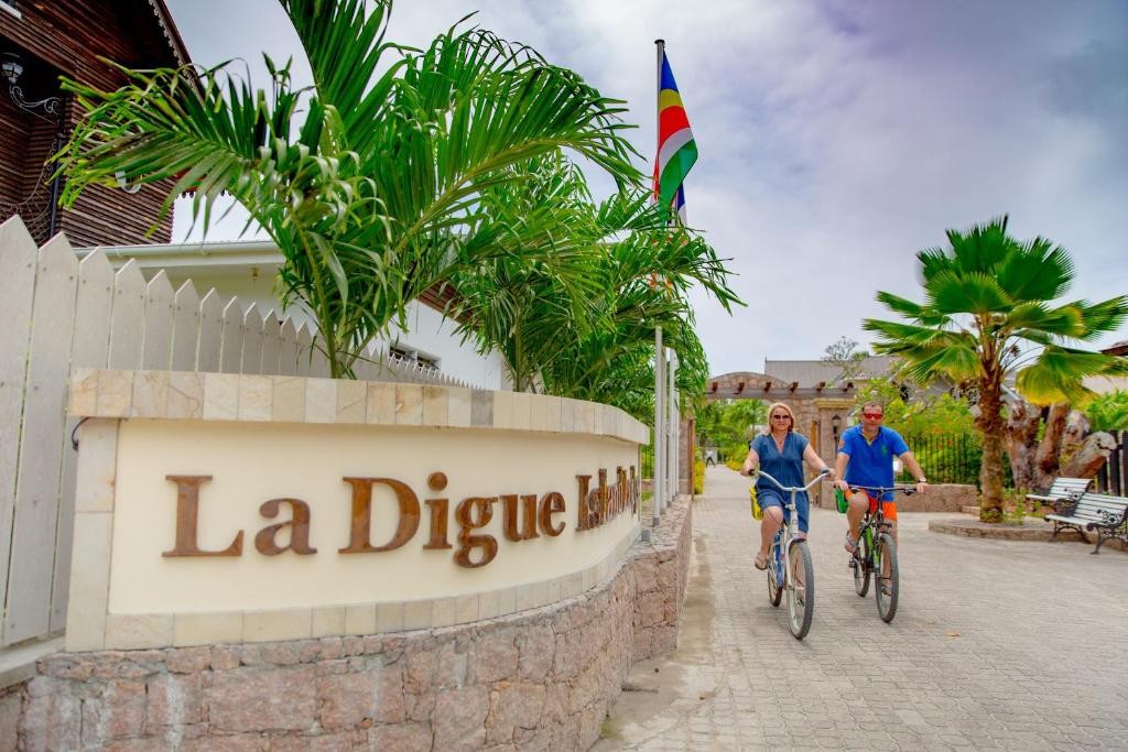 LA DIGUE ISLAND LODGE