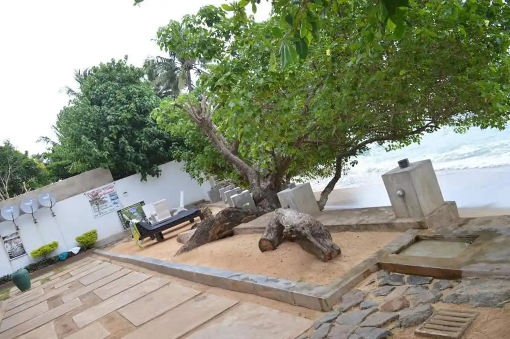 POLHENA BAY RESORT GUEST HOUSE