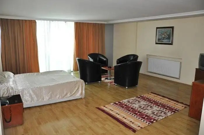 ATA HOTEL
