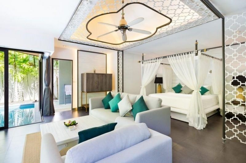 pool villa