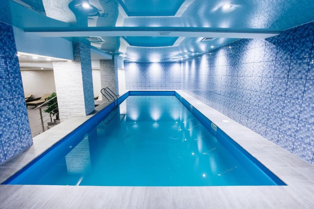 RENION PARK HOTEL