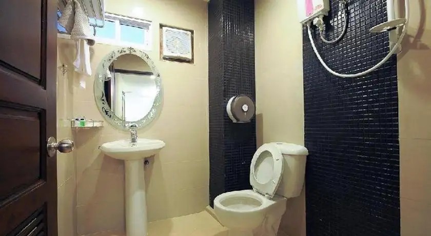 ROYAL EXPRESS INN BANGKOK