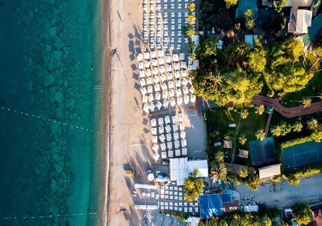 SENTIDO LYCUS BEACH