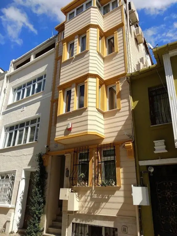 PEMBE HOTEL