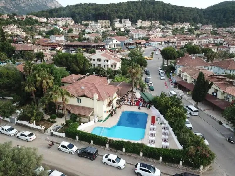 UNLU HOTEL