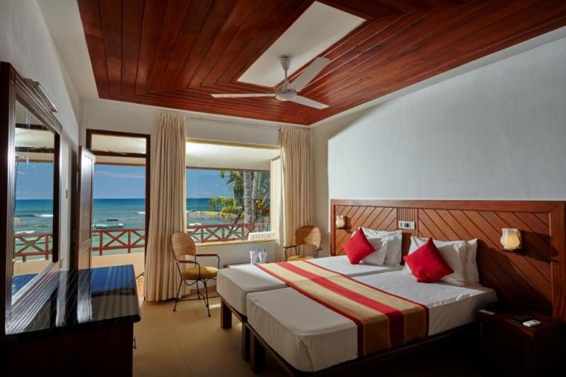 CORAL SANDS