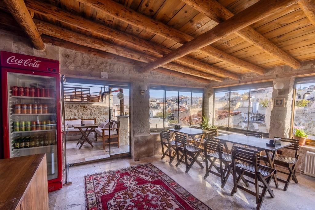 ZULA CAVE HOUSE 