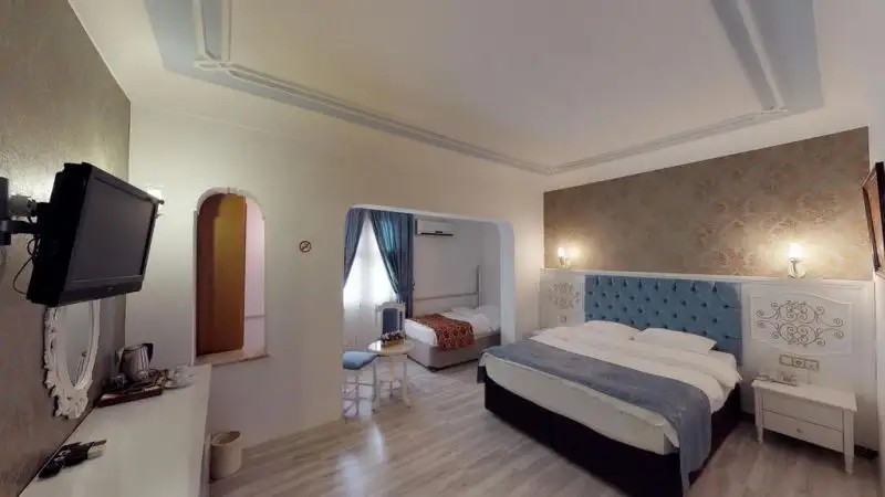 URCU HOTEL
