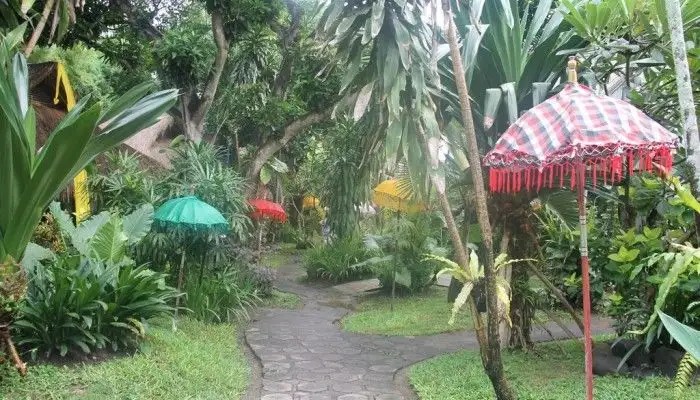 BALI MYSTIQUE HOTEL & APT