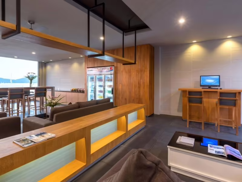 X10 SEAVIEW SUITES PANWA BEACH