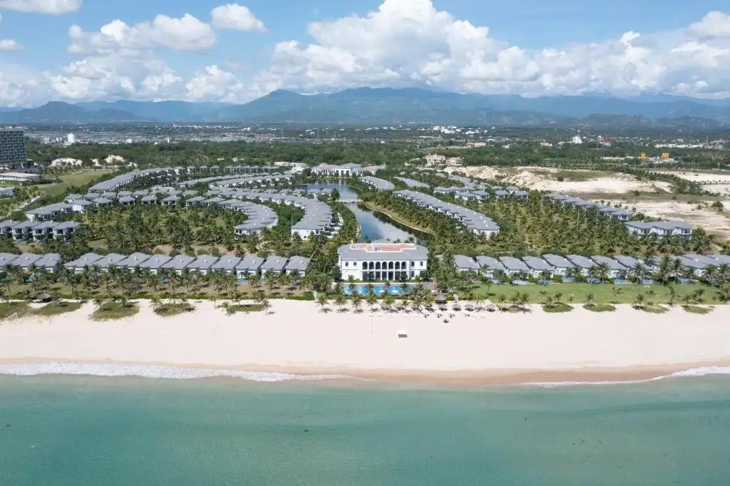 MELIA VINPEARL CAM RANH BEACH RESORT (EX. VINPEARL RESORT & SPA LONG BEACH NHA TRANG)