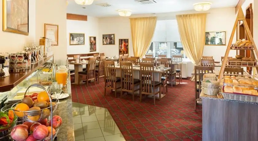 GOLDENES THEATERHOTEL