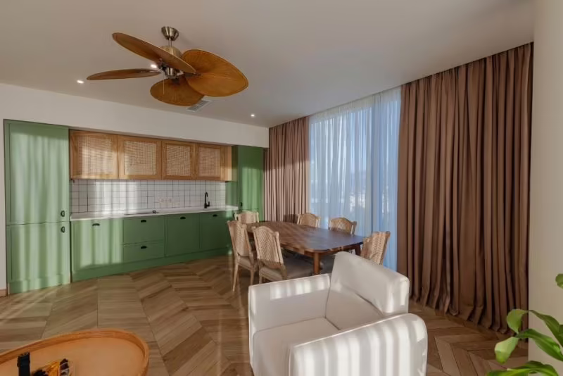 MIRAMAR LUXURY RESIDENCES