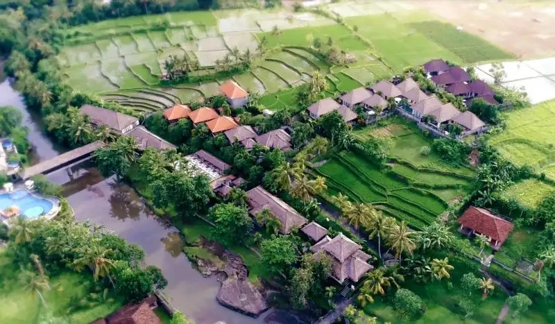 SANTI MANDALA VILLA & SPA