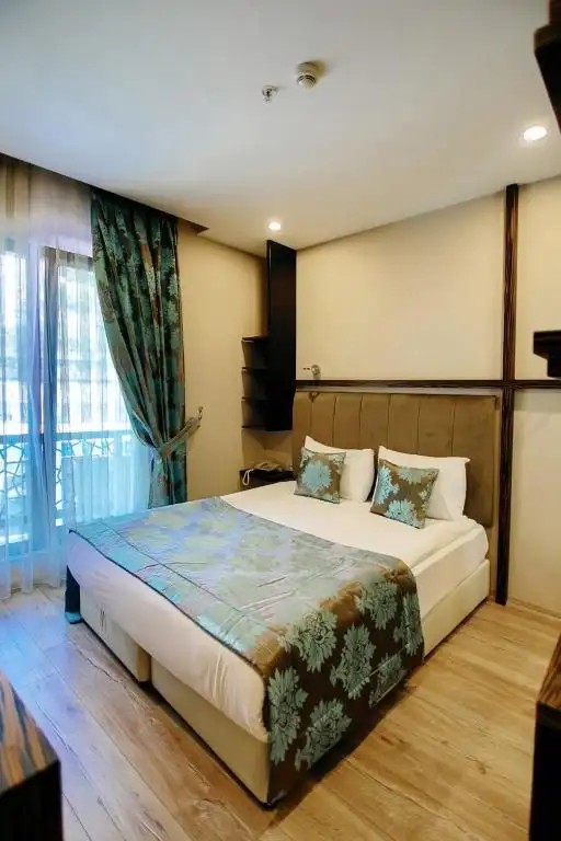 ACTUEL LIFE HOTEL