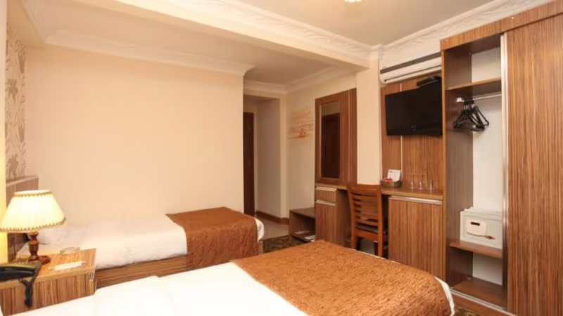 BEST TOWN BOUTIQUE HOTEL